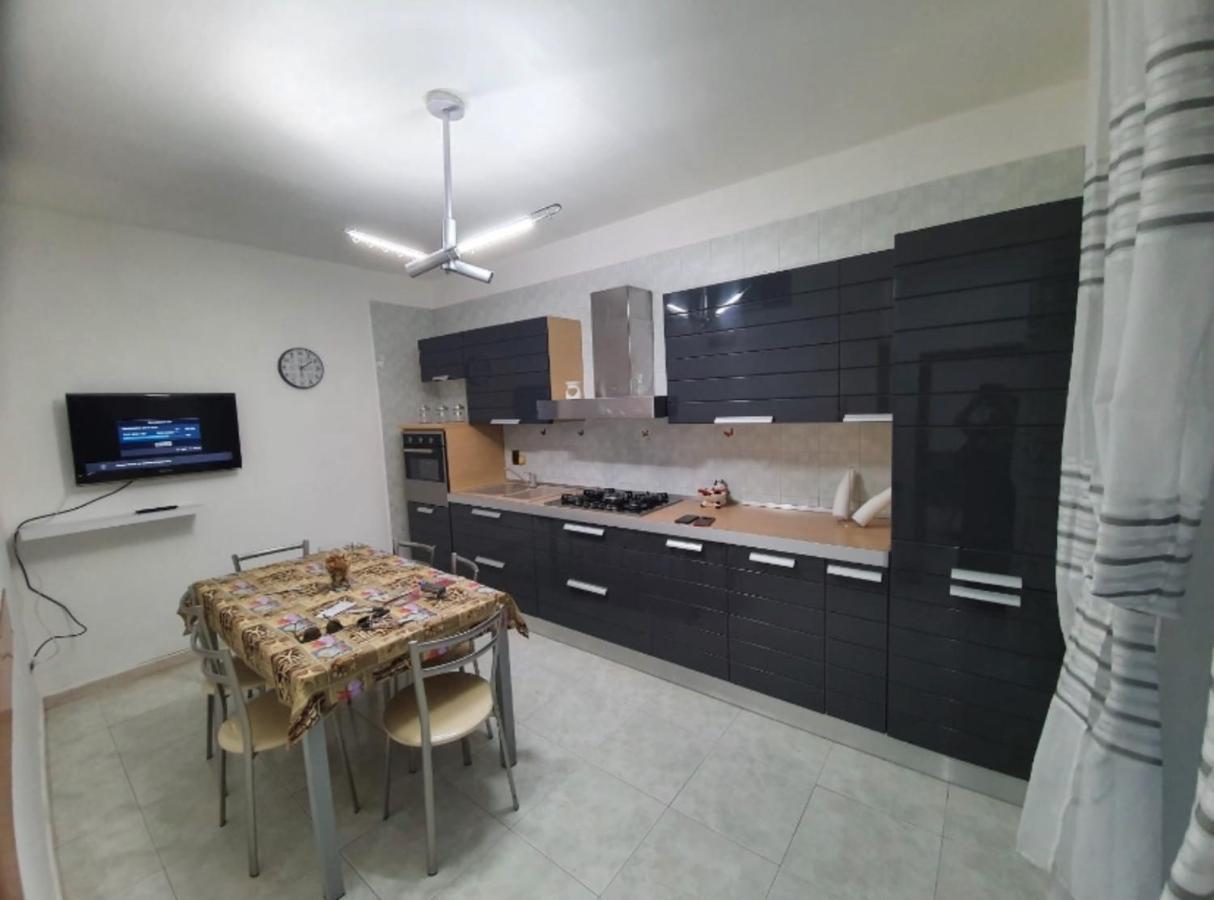 Апартаменты House 33 Неаполь Экстерьер фото